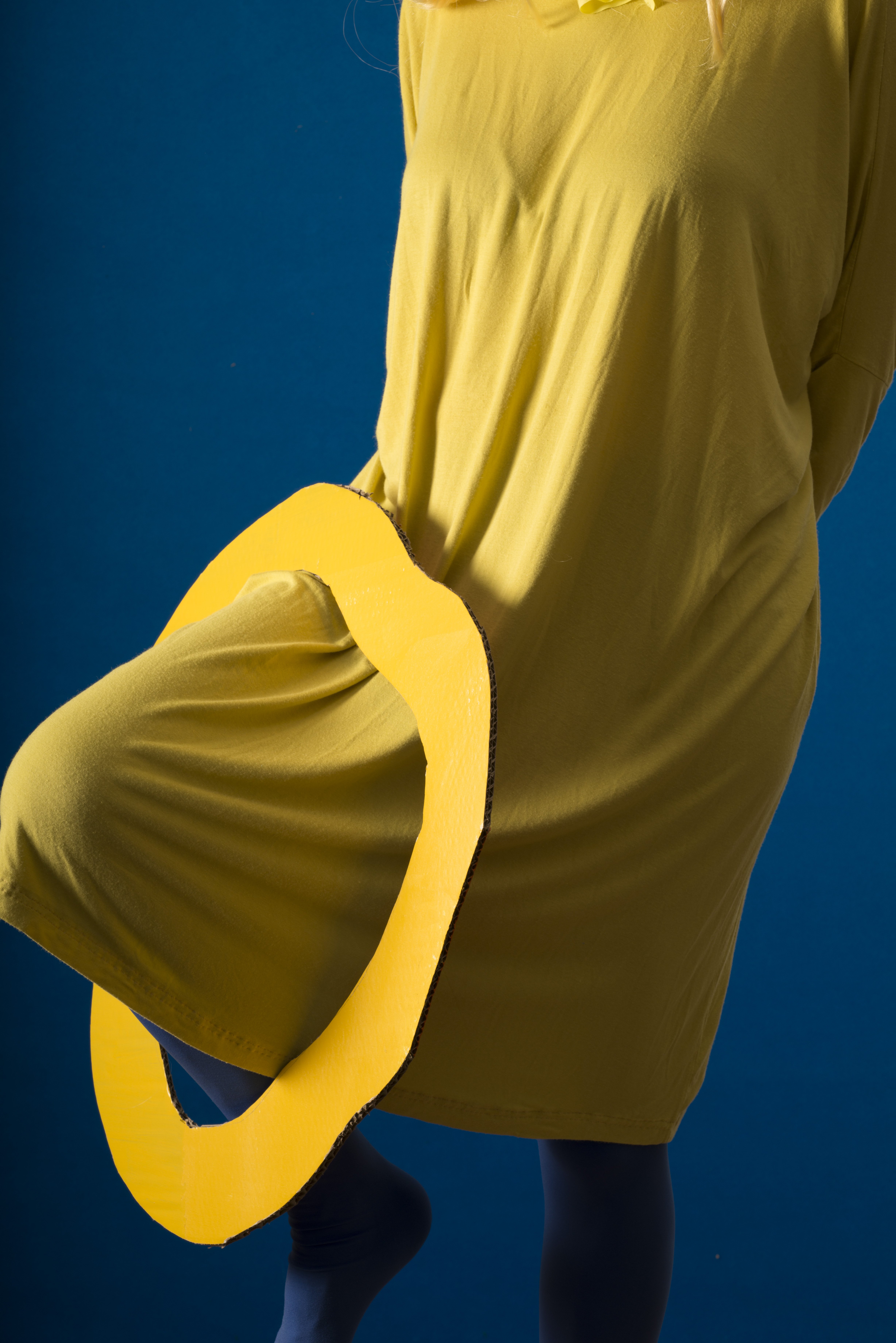 Yellow Knee